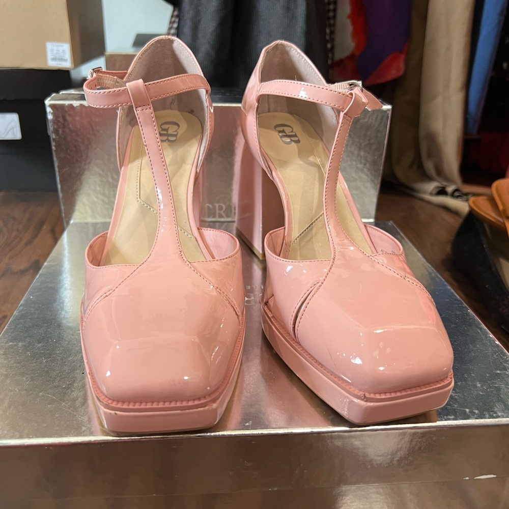 Gianni Bini “New Rules” Pink T-Strap Heels Architectural Heels 11 - Picture 3 of 5